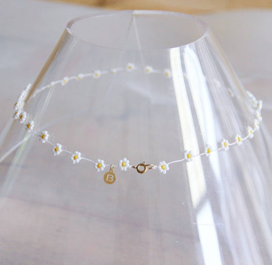 Daisy flower necklace - white/yellow
