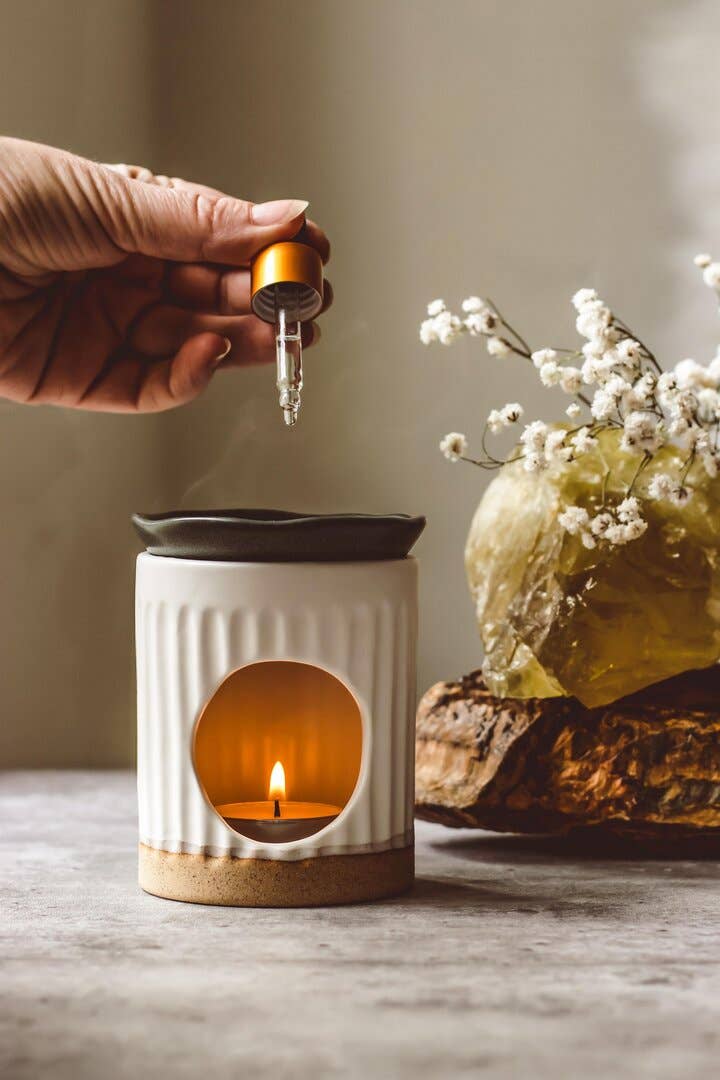 Handmade Ceramic Oil Burner - White / Blue