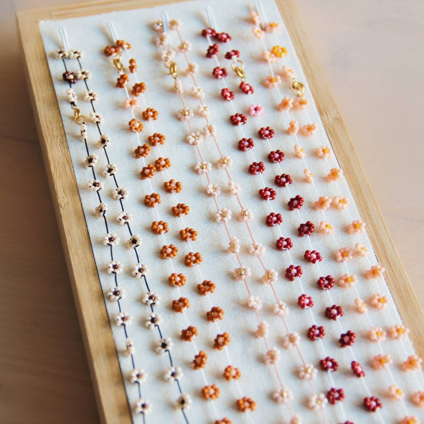 Daisy flower necklace - white/yellow