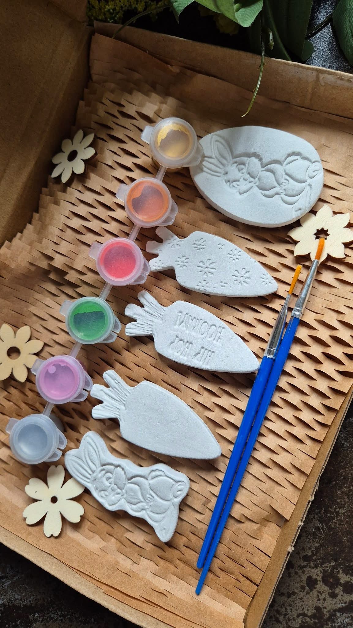 Easter Clay Painting Kit - Hip Hop Hooray
