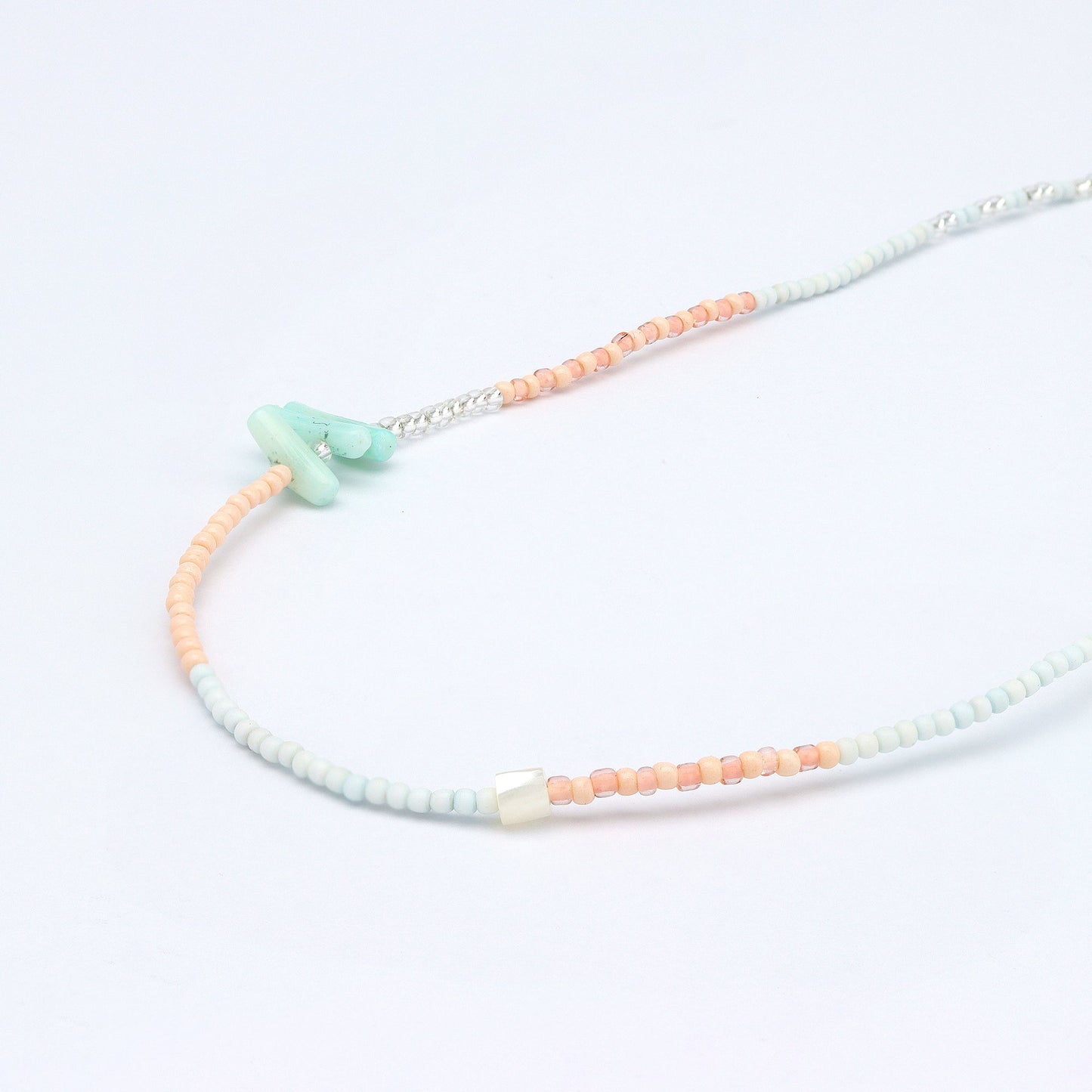 Mimpi Dainty Beaded Necklace
