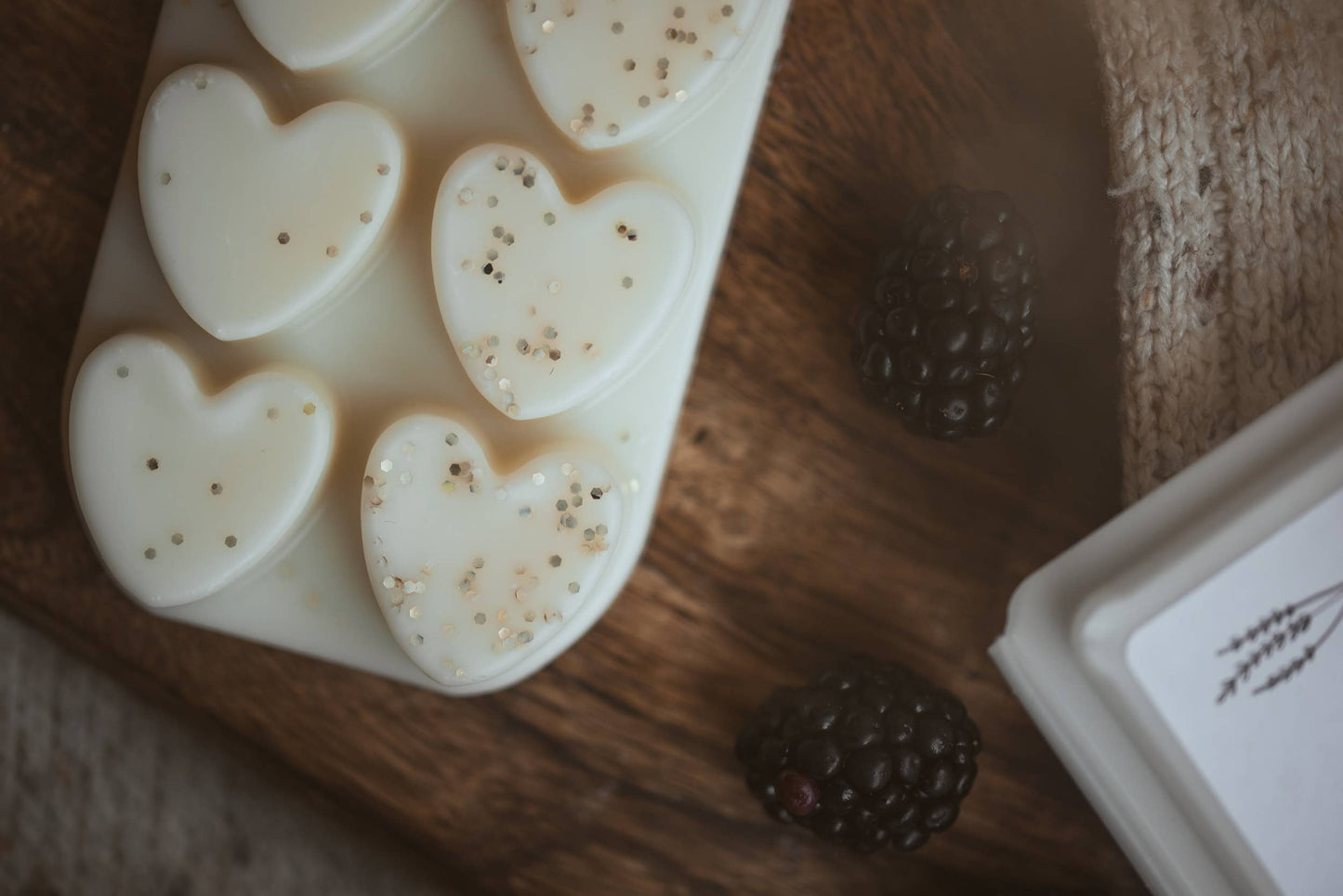 Lavender + Marshmallow Heart Clamshell / Soy Wax Melts