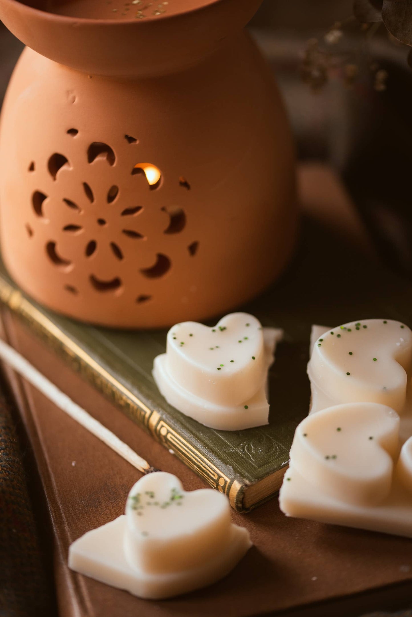 Vanilla Marshmallow Scented Heart Clamshell Soy Wax Melts