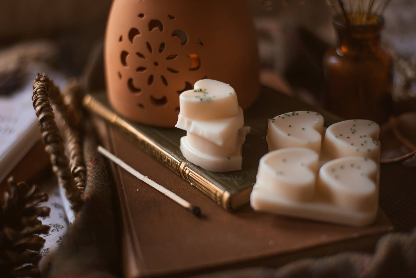 Lavender + Marshmallow Heart Clamshell / Soy Wax Melts