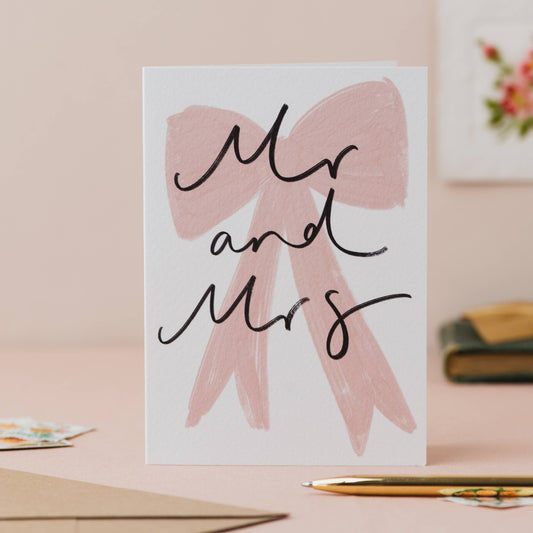 'Mr and Mrs' Bow Handwriting Wedding Card : Cellophane